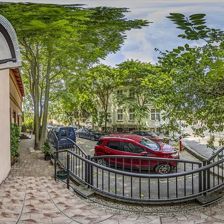 Bed and Breakfast Napraforgó Wellness Ház és Panzió Pécs Exterior foto